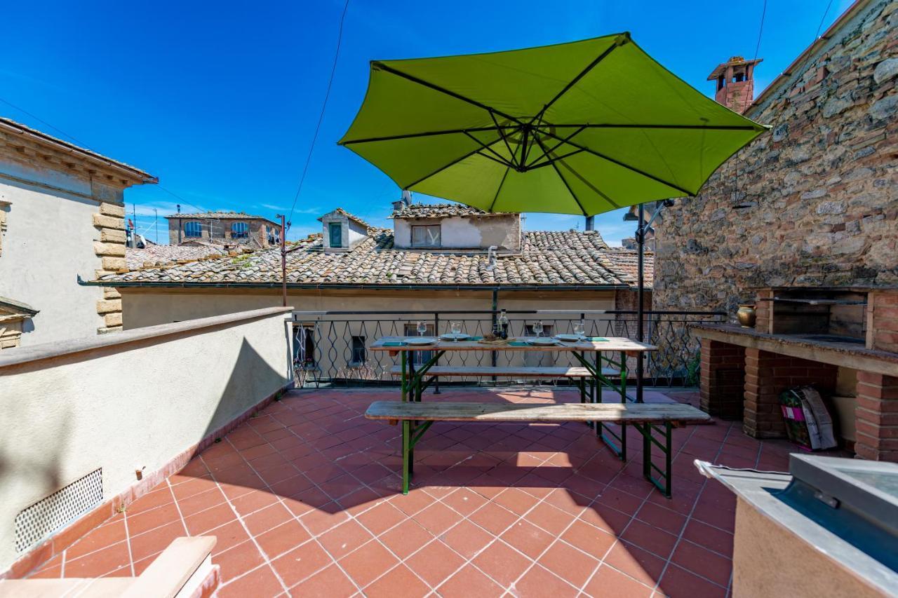 Terrazza Dei Sarti Central Volterra Penthouse 6 Beds & More Apartment Exterior photo
